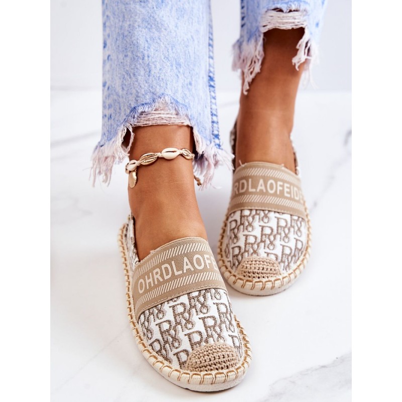  Espadrille Step in style 