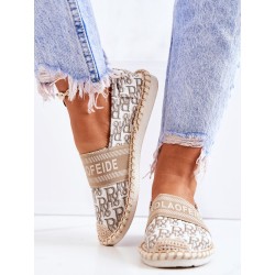  Espadrille Step in style 