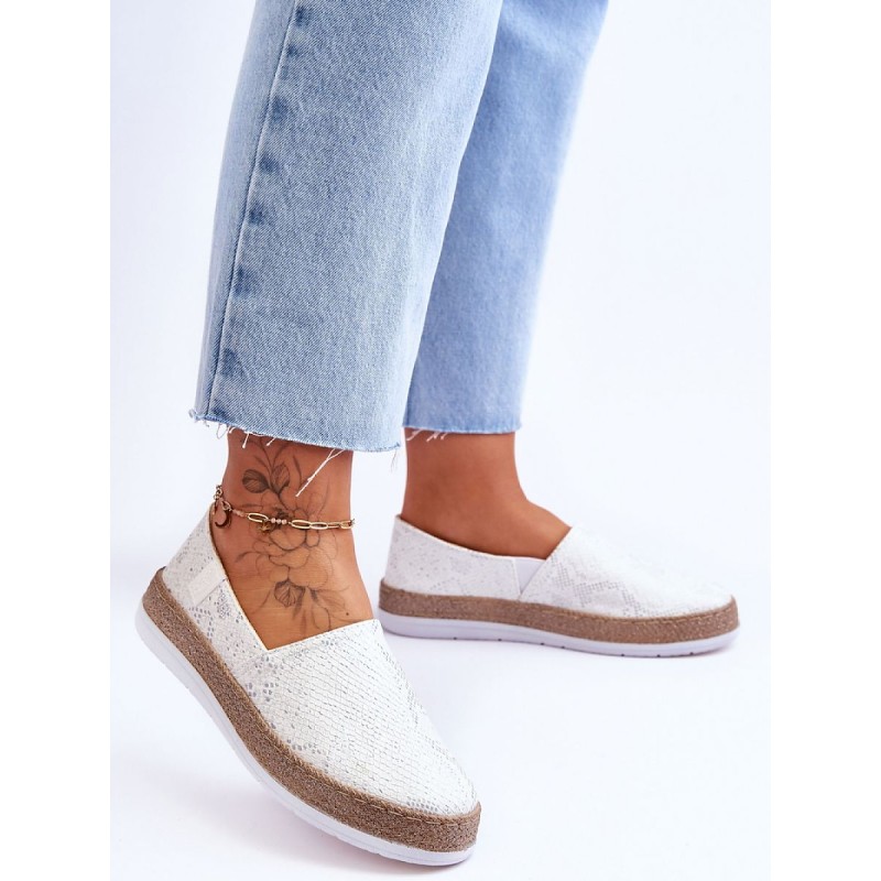  Espadrille Step in style 