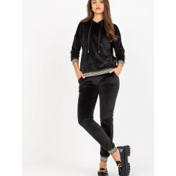  L`ensemble Relevance 