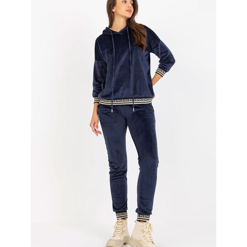  L`ensemble Relevance 