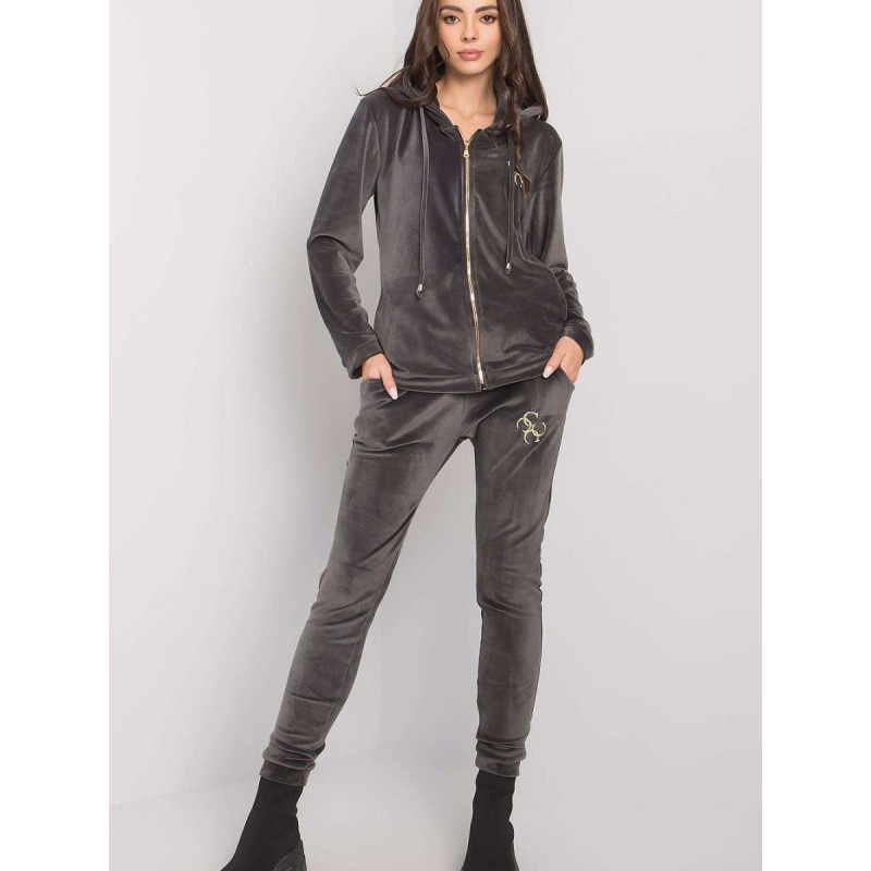  L`ensemble Relevance 