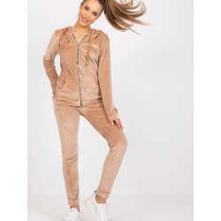  L`ensemble Relevance 