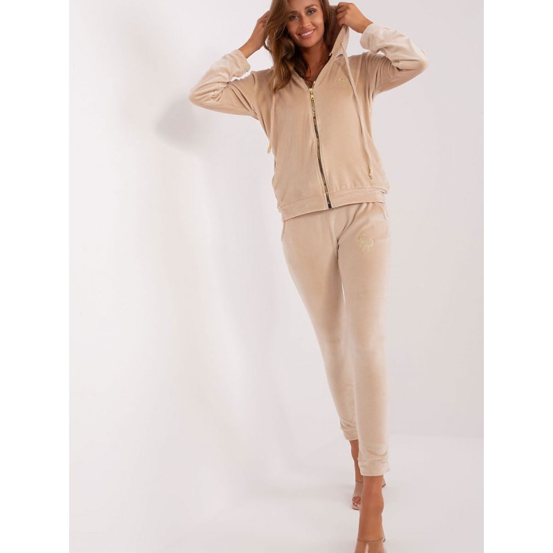  L`ensemble Relevance 